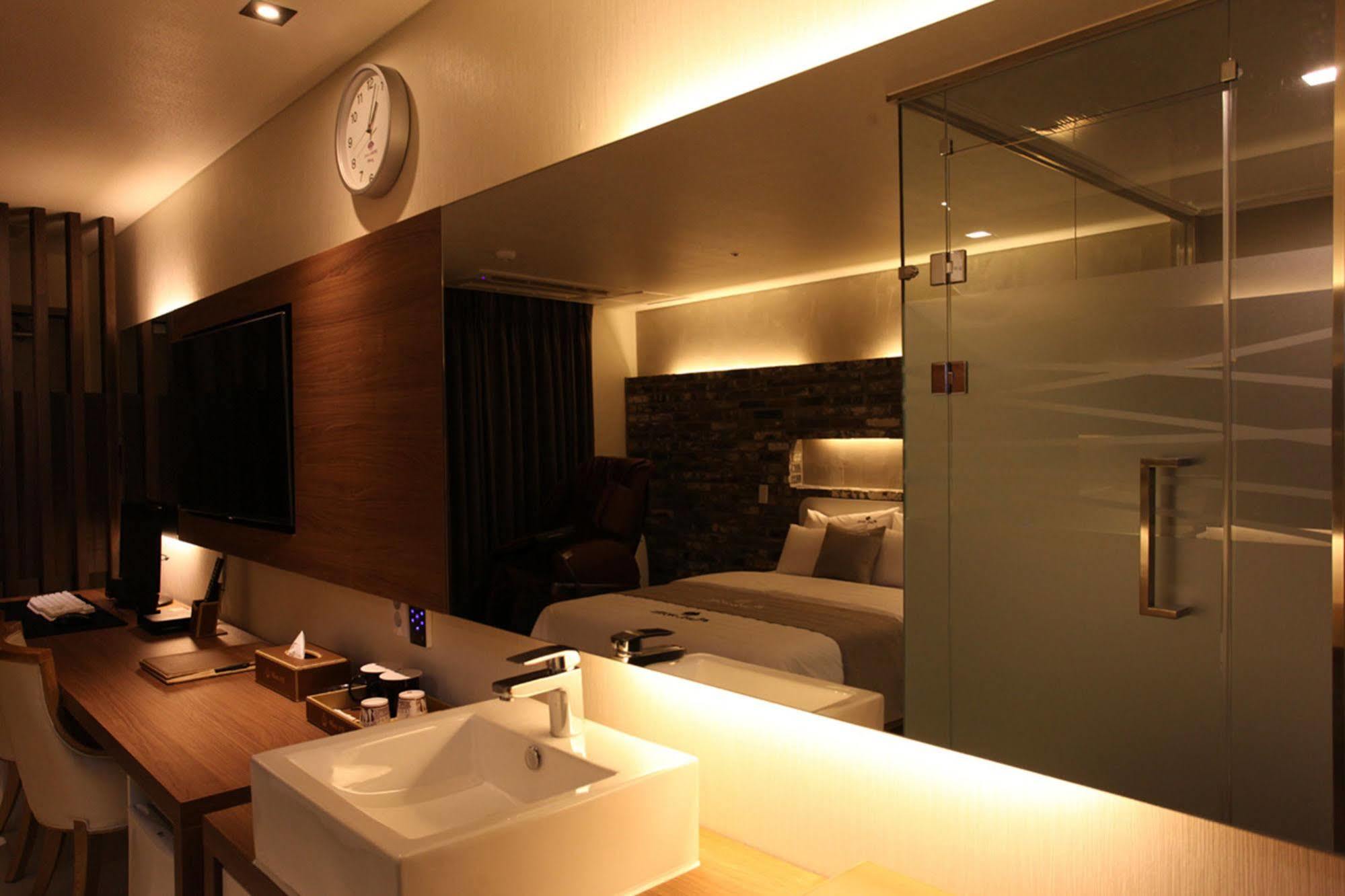 Drive In Hotel Tiamo Pocheon Esterno foto